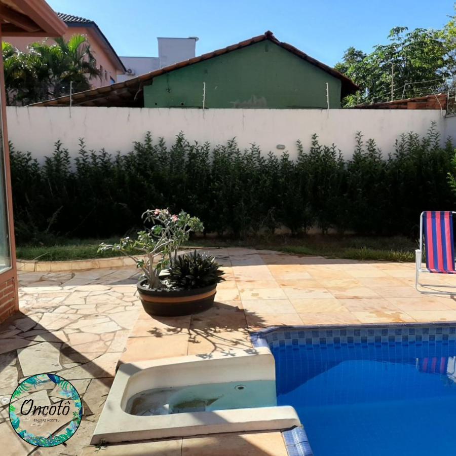 Oncoto Palmas Hostel Exterior photo