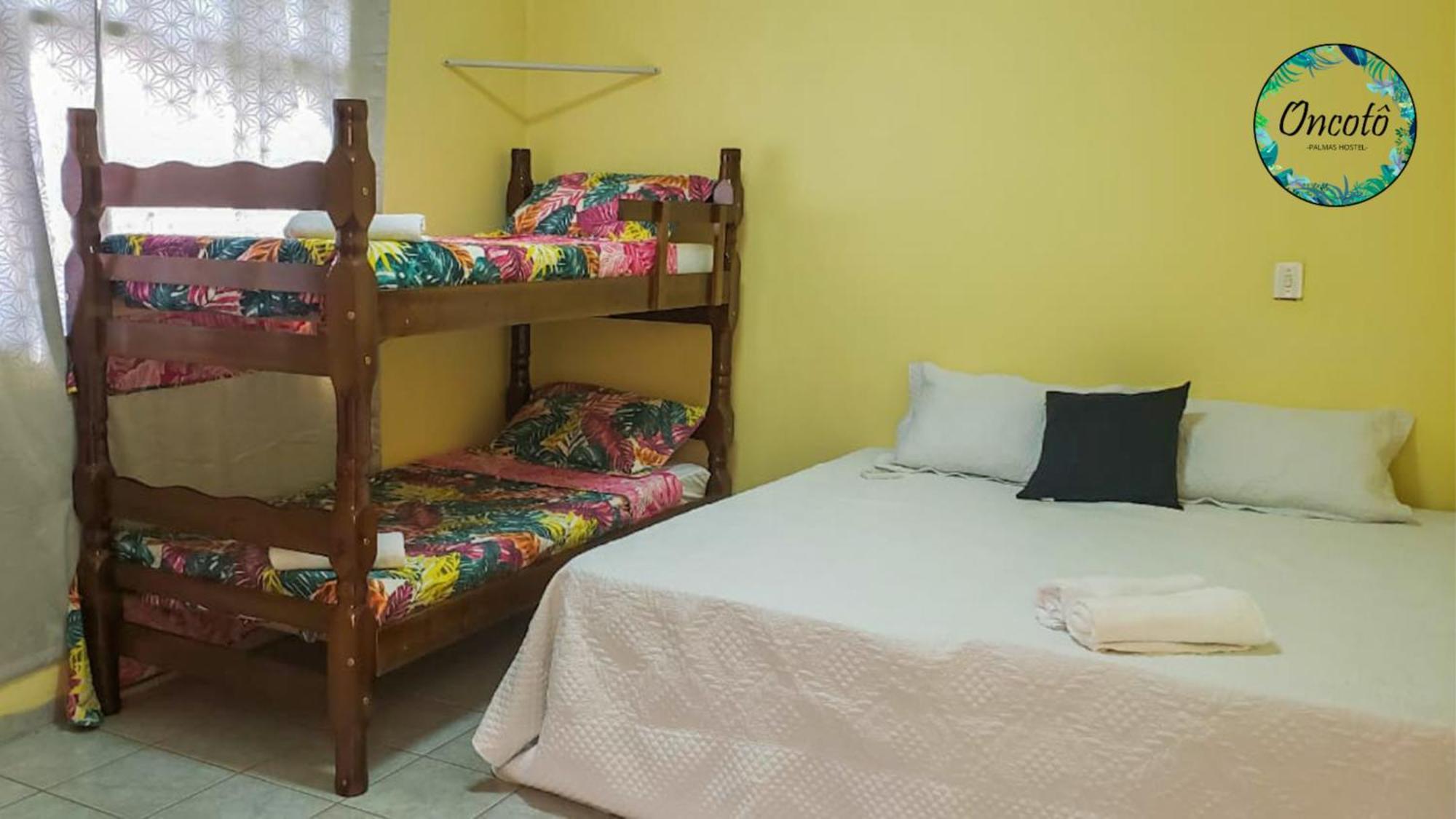 Oncoto Palmas Hostel Exterior photo