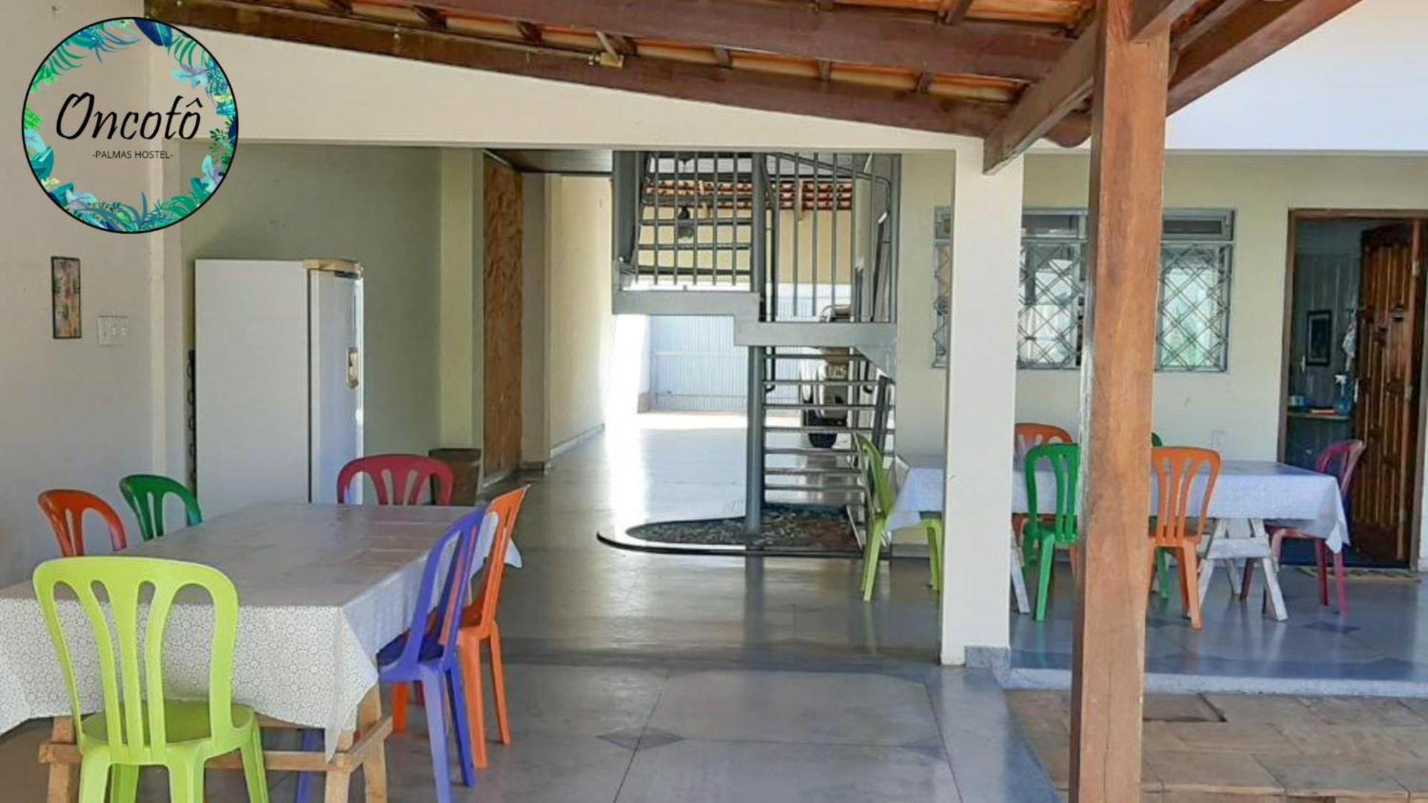 Oncoto Palmas Hostel Exterior photo